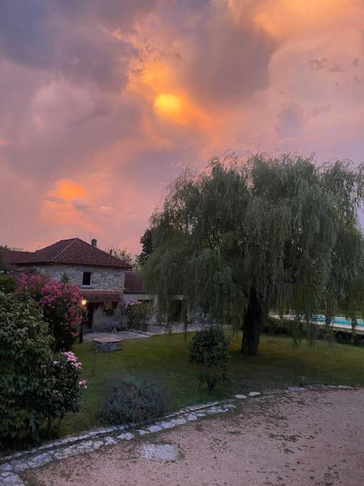 Vakantiehuis La Poire, Op Landgoed Aan De Dordogne Prudhomat Dış mekan fotoğraf