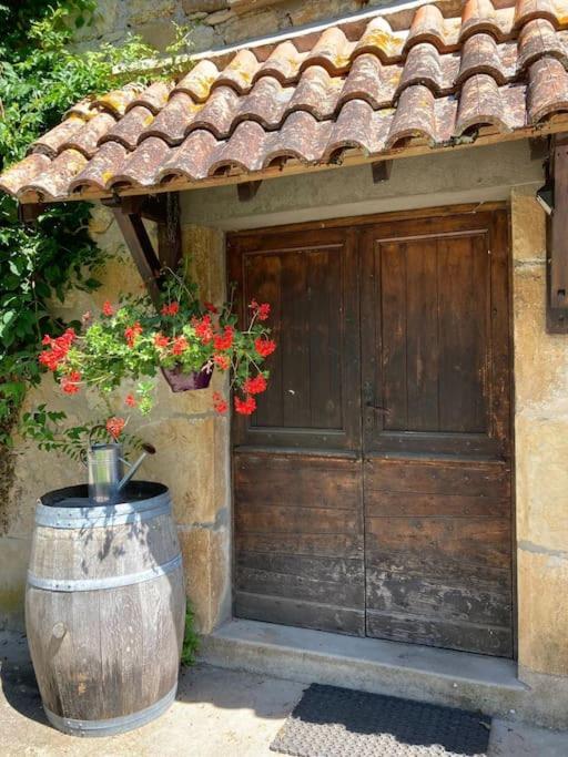 Vakantiehuis La Poire, Op Landgoed Aan De Dordogne Prudhomat Dış mekan fotoğraf